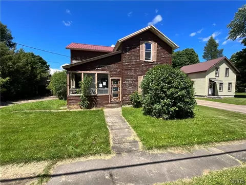 5559 River St, Lowville, NY 13367