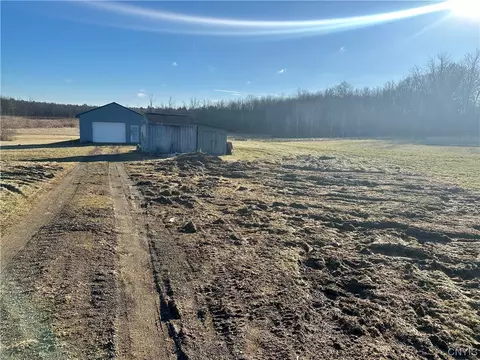 672 County Route 84, West Monroe, NY 13036