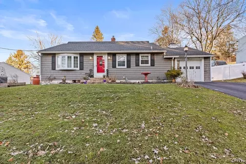 405 N Orchard Rd, Geddes, NY 13209