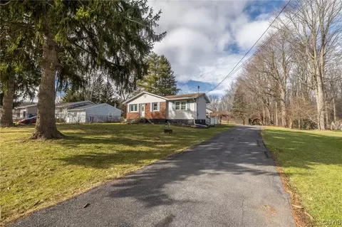 3609 Lakeside Rd, Syracuse, NY 13209