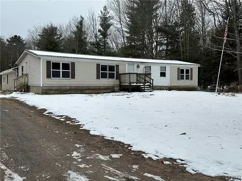 947 County Route 84, Central Square, NY 13036