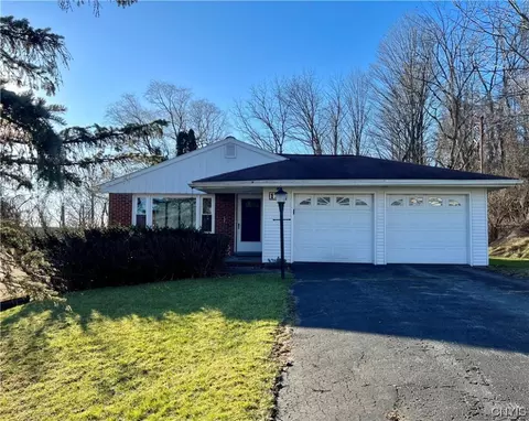 125 Sunnyside Park Rd, Syracuse, NY 13214