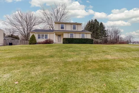 163 Alhan Pkwy, Geddes, NY 13209