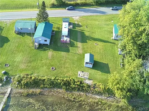 3724 County Route 6, Hammond, NY 13646