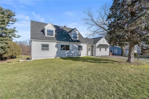 4765 Boyle Dr, Onondaga, NY 13215
