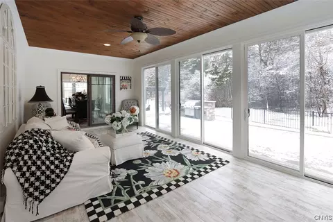 Exterior - 6150 Waterloo Rd, Jamesville, NY 13078 photo 4 of 11