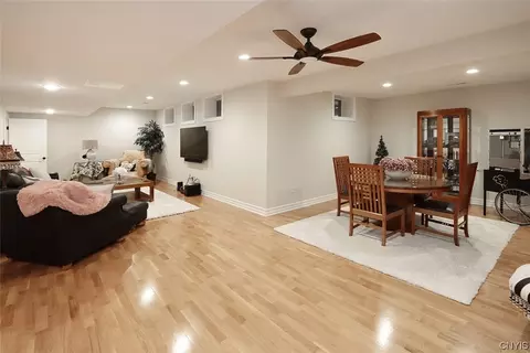 Living - 6150 Waterloo Rd, Jamesville, NY 13078 photo 8 of 10