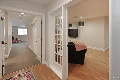 Entry Way - 6150 Waterloo Rd, Jamesville, NY 13078 photo 4 of 4
