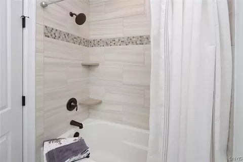 Bath - 6150 Waterloo Rd, Jamesville, NY 13078 photo 6 of 7