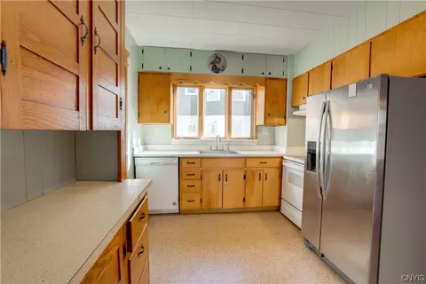 Kitchen - 557 Main St, Oneida, NY 13421 photo 1 of 2