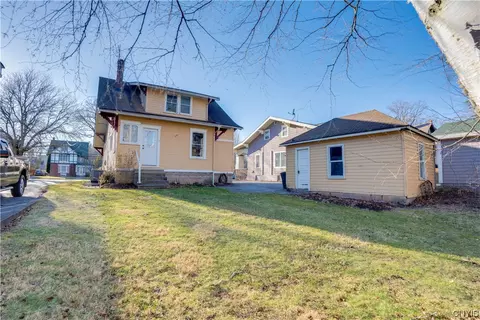 Exterior - 557 Main St, Oneida, NY 13421 photo 6 of 11