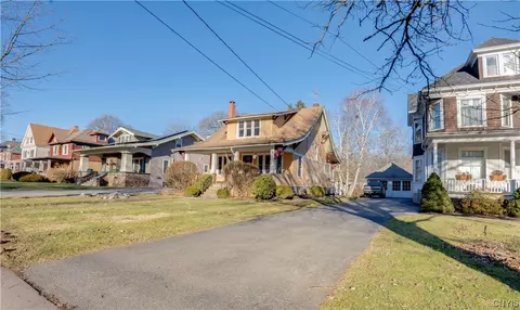 Exterior - 557 Main St, Oneida, NY 13421 photo 3 of 11