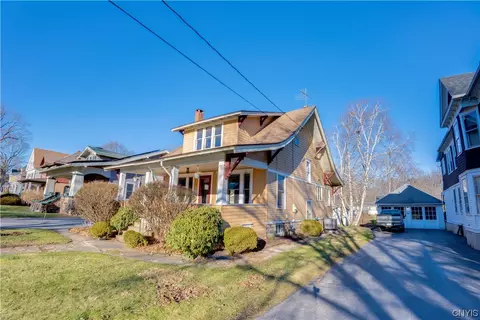 Exterior - 557 Main St, Oneida, NY 13421 photo 9 of 11