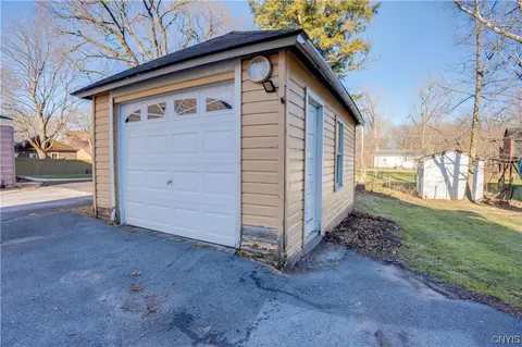 Exterior - 557 Main St, Oneida, NY 13421 photo 8 of 11