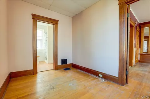 Entry Way - 557 Main St, Oneida, NY 13421 photo 2 of 2