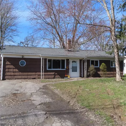 7891 Rinaldo Blvd E, Bridgeport, NY 13030