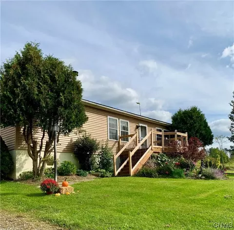 2100 Mcgraw Marathon Rd, Marathon, NY 13803