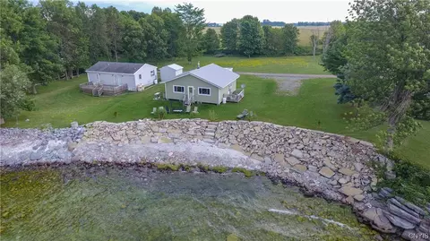 3420 Flanders Rd, Lyme, NY 13693