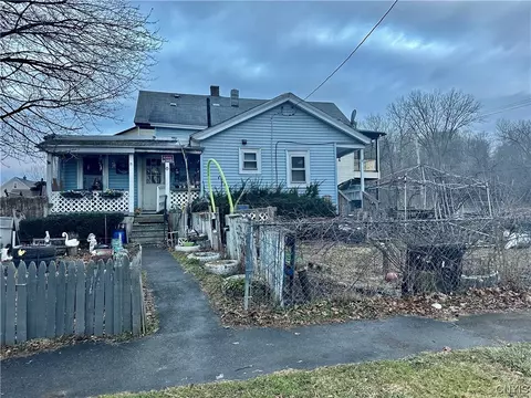 231 Grand Ave, Syracuse, NY 13204