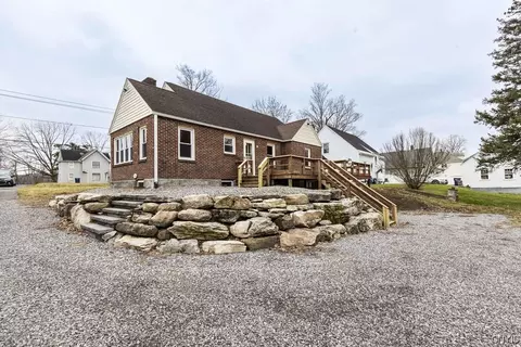 Exterior - 103 Seneca Ave, Oneida, NY 13421 photo 9 of 13