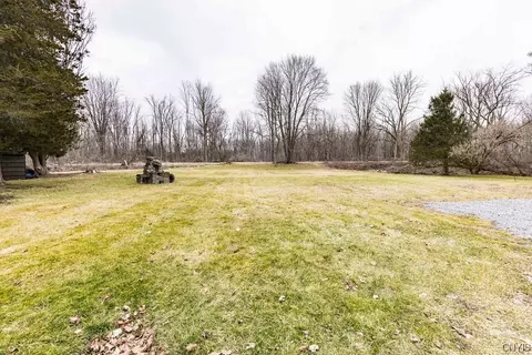 Exterior - 103 Seneca Ave, Oneida, NY 13421 photo 7 of 13