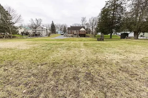 Exterior - 103 Seneca Ave, Oneida, NY 13421 photo 12 of 13