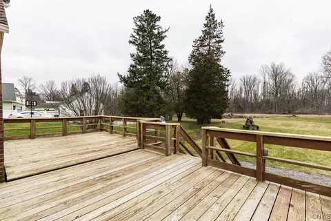 Exterior - 103 Seneca Ave, Oneida, NY 13421 photo 5 of 13