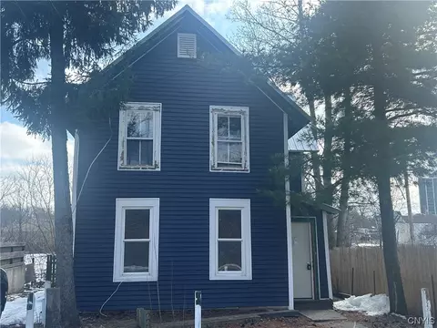 252 Moulton St, Watertown, NY 13601