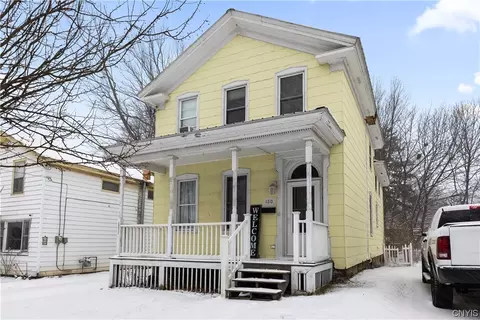180 Duer St, Oswego, NY 13126