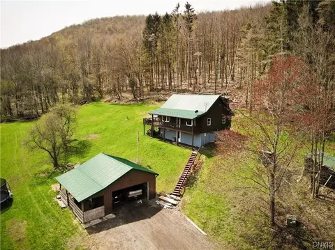 1294 Long Rd, Scott, NY 13077