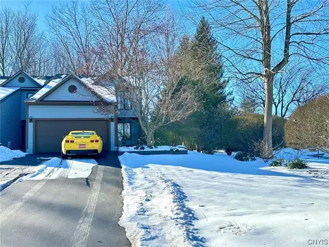 3636 Melvin Dr S, Lysander, NY 13027