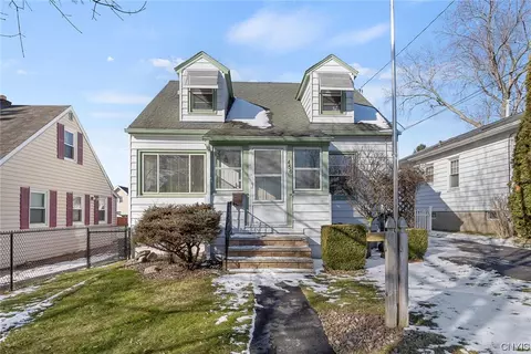 456 Ridgewood Dr, Syracuse, NY 13206