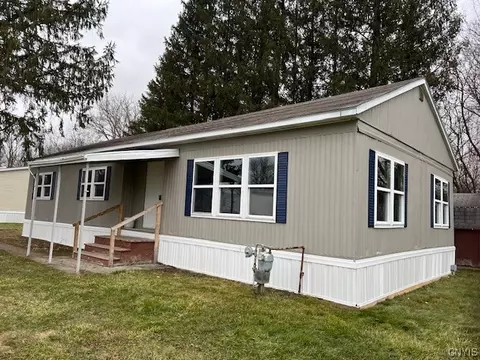 41 Bell Ln, Freeville, NY 13068