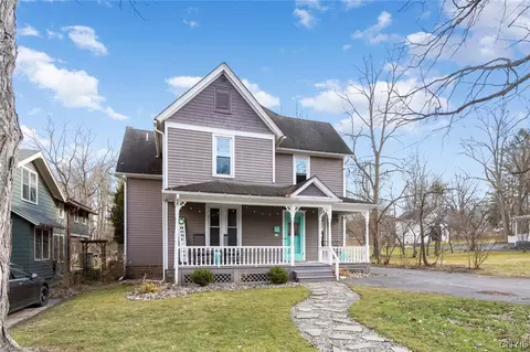 23 Fountain St, Kirkland, NY 13323