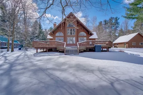 20686 Muskellunge Bay Ln, Hounsfield, NY 13685