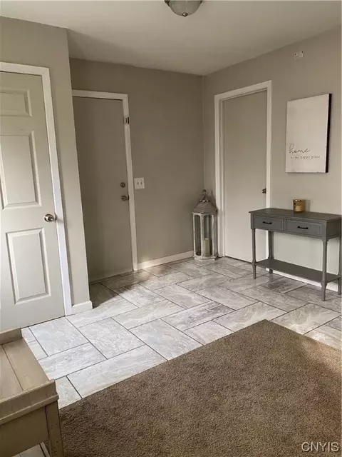 Kitchen - 412 Tilden Dr, East Syracuse, NY 13057 photo 2 of 3