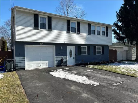 Exterior - 412 Tilden Dr, East Syracuse, NY 13057 photo 3 of 11