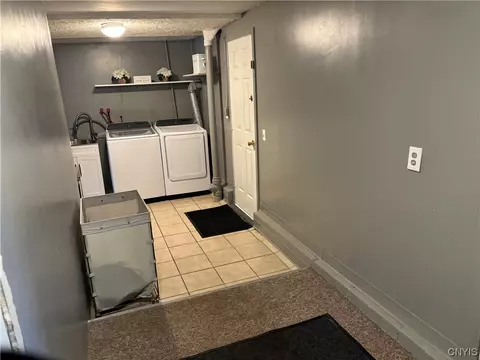 Kitchen - 412 Tilden Dr, East Syracuse, NY 13057 photo 1 of 3