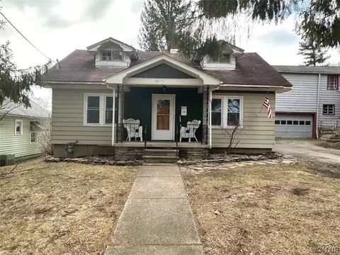 355 W State St, Wellsville, NY 14895