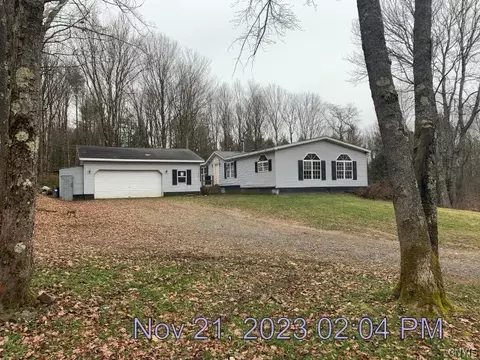 11751 Hayes Rd, Florence, NY 13316