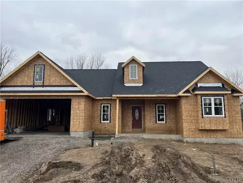 115 Left Fld, Manlius, NY 13104