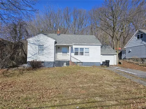 1823 Burnet Ave, Syracuse, NY 13206