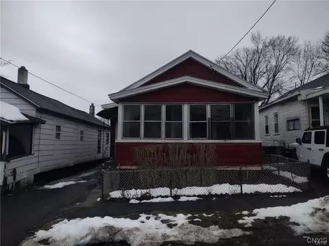 123 Delong Ave, Syracuse, NY 13208
