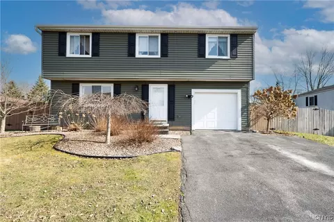 8278 Swallow Path, Clay, NY 13090
