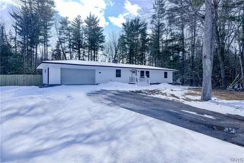 121 Stafford Dr, Rutland, NY 13612