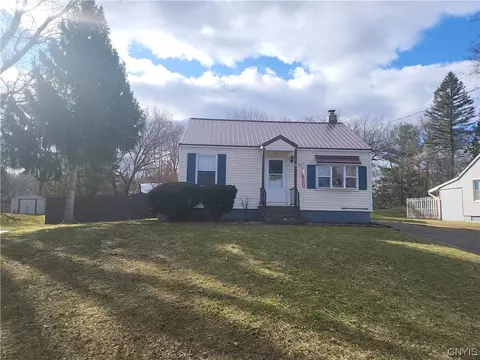 Exterior - 507 Berkey Dr, Sullivan, NY 13037 photo 2 of 6