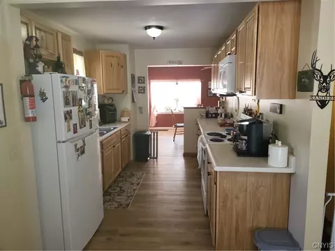 Kitchen - 507 Berkey Dr, Sullivan, NY 13037 photo 5 of 5