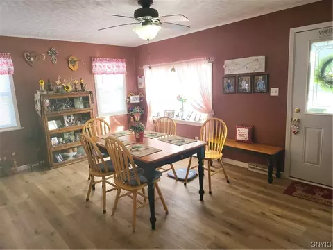 Dining - 507 Berkey Dr, Sullivan, NY 13037 photo 2 of 4