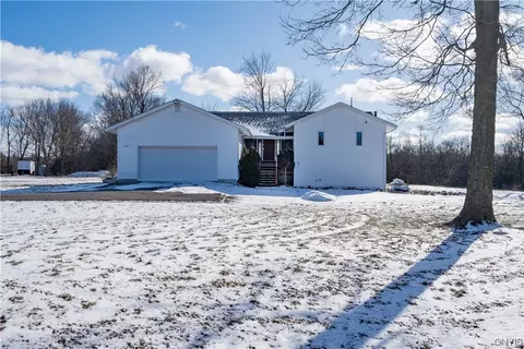 23183 Diane Dr, Le Ray, NY 13601