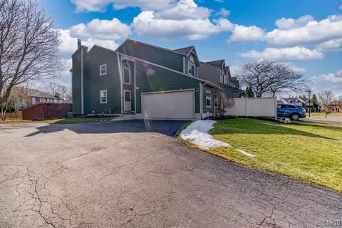 8239 Honeysuckle Dr, Clay, NY 13090